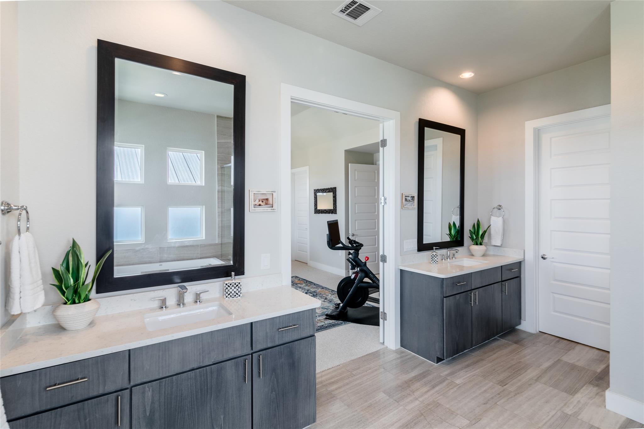 6025 Seville Drive Austin TX 78724