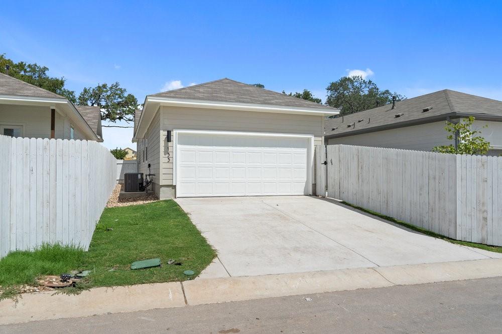 153 Greeneyes Way Kyle TX 78640