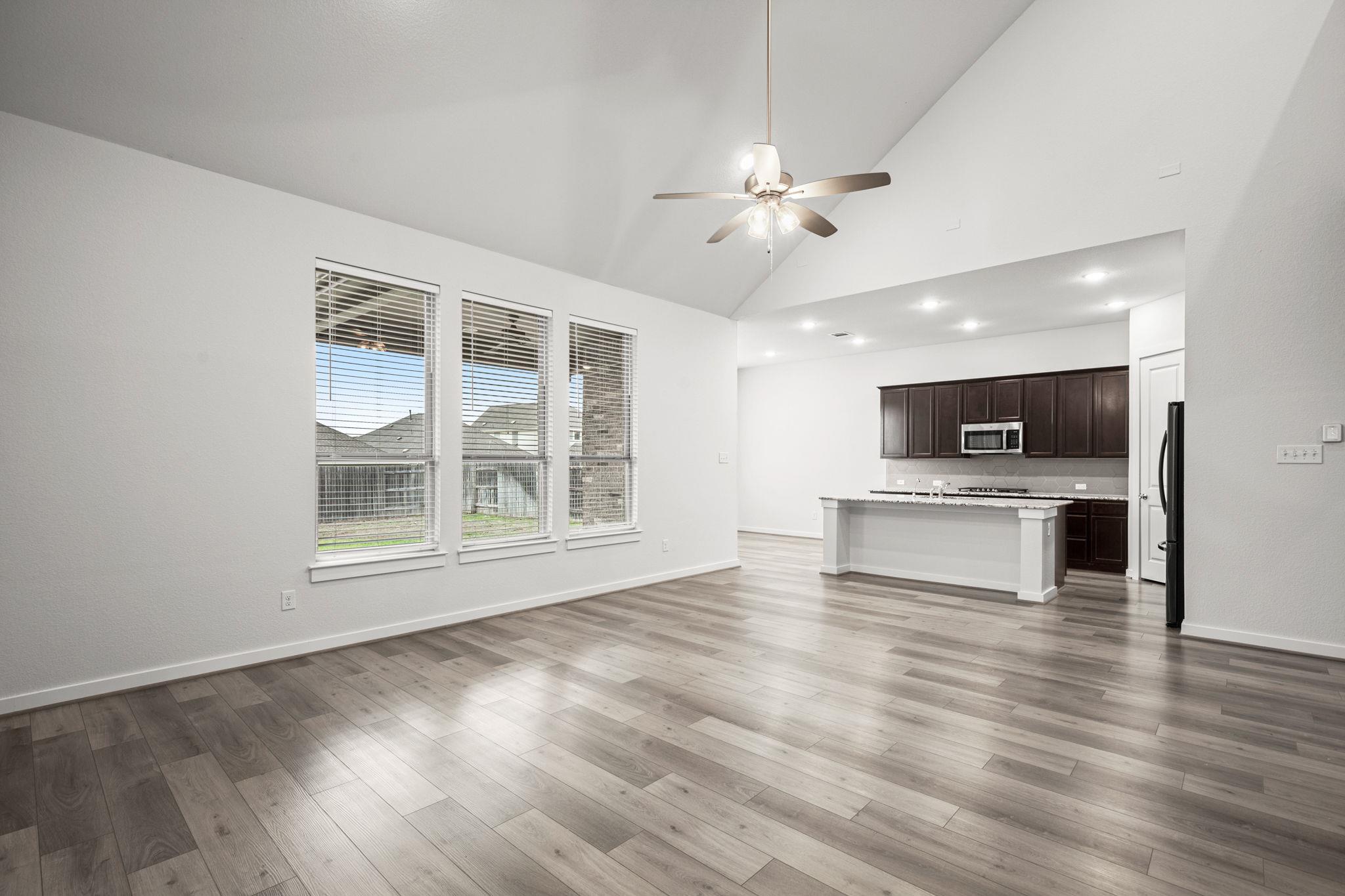 841 Spinnaker Loop Kyle TX 78640