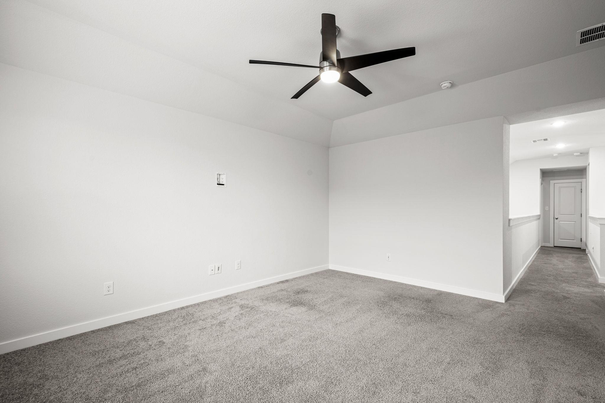 841 Spinnaker Loop Kyle TX 78640