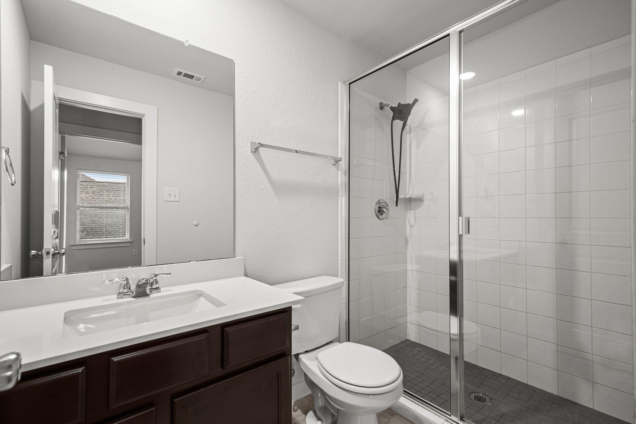 841 Spinnaker Loop Kyle TX 78640