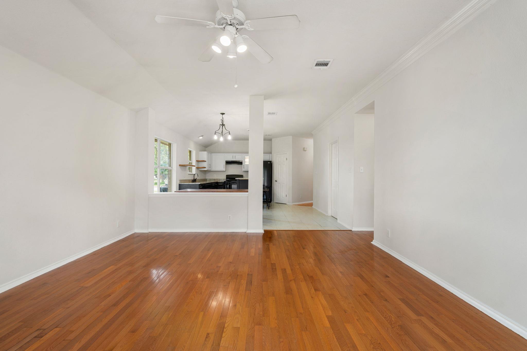 2704 Winding Brook Drive Austin TX 78748