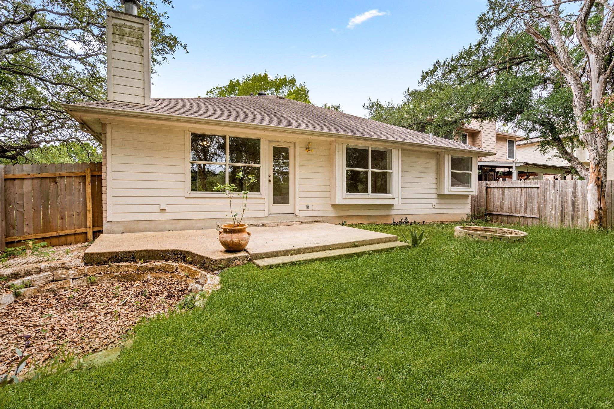 2704 Winding Brook Drive Austin TX 78748