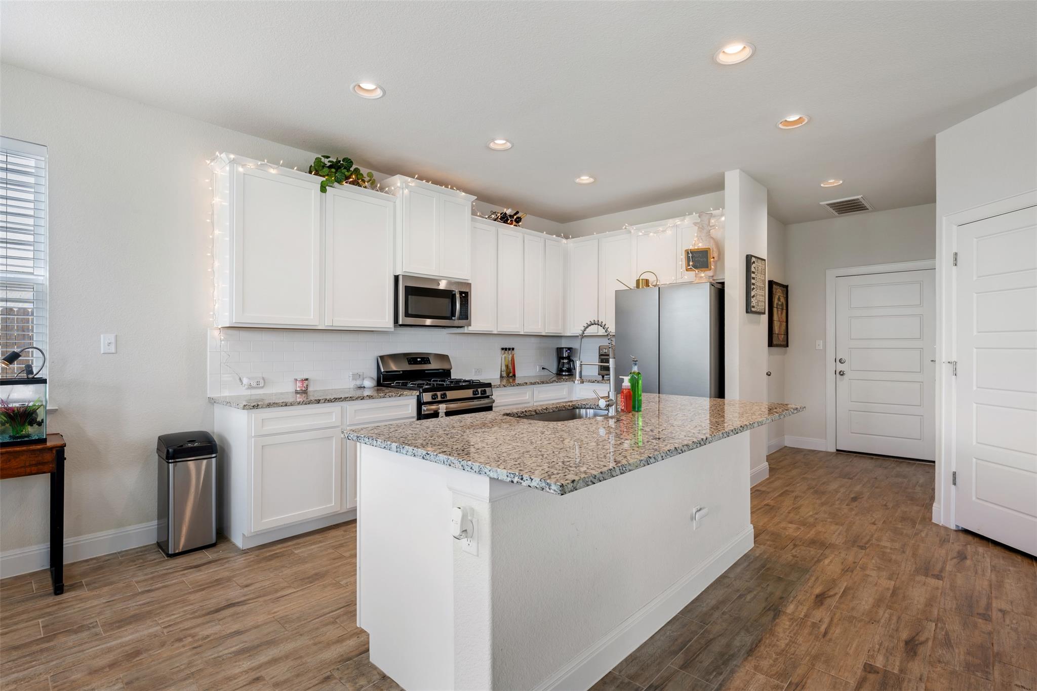 113 Oakstone Drive Georgetown TX 78628