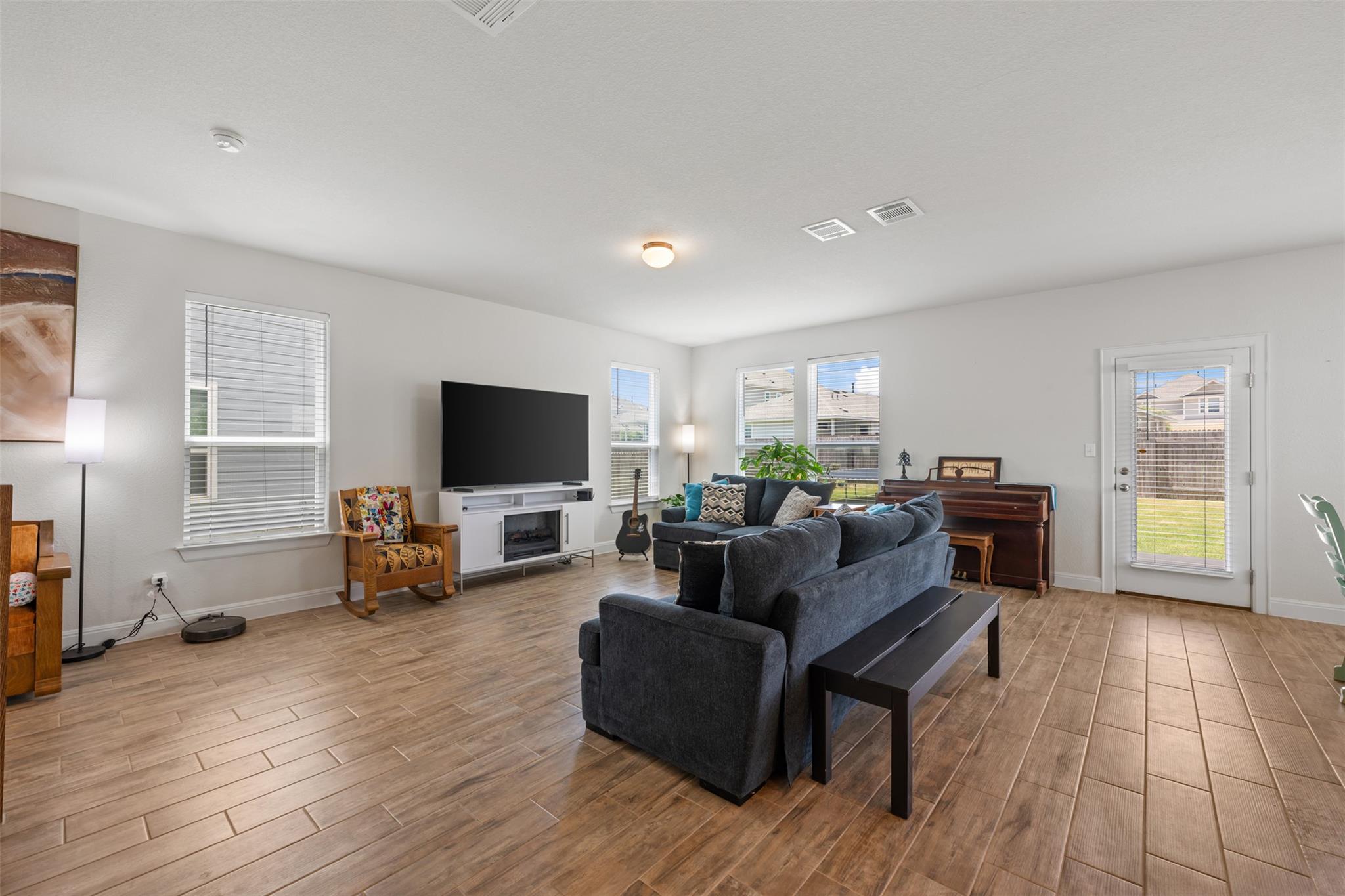 113 Oakstone Drive Georgetown TX 78628