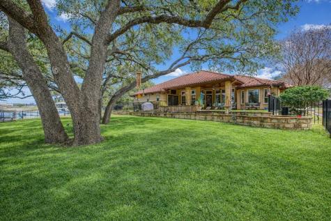 178 Sleepy Oaks Drive Kingsland TX 78639