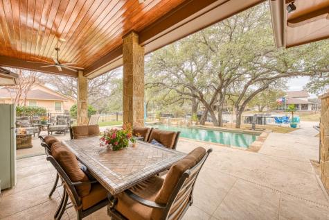 178 Sleepy Oaks Drive Kingsland TX 78639