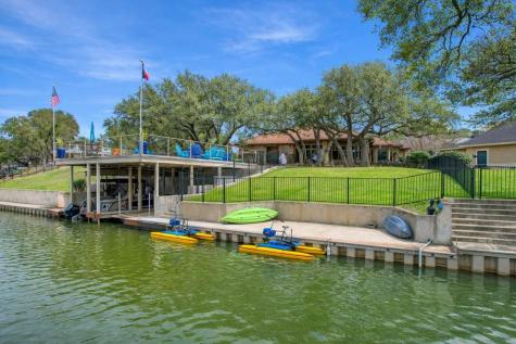 178 Sleepy Oaks Drive Kingsland TX 78639
