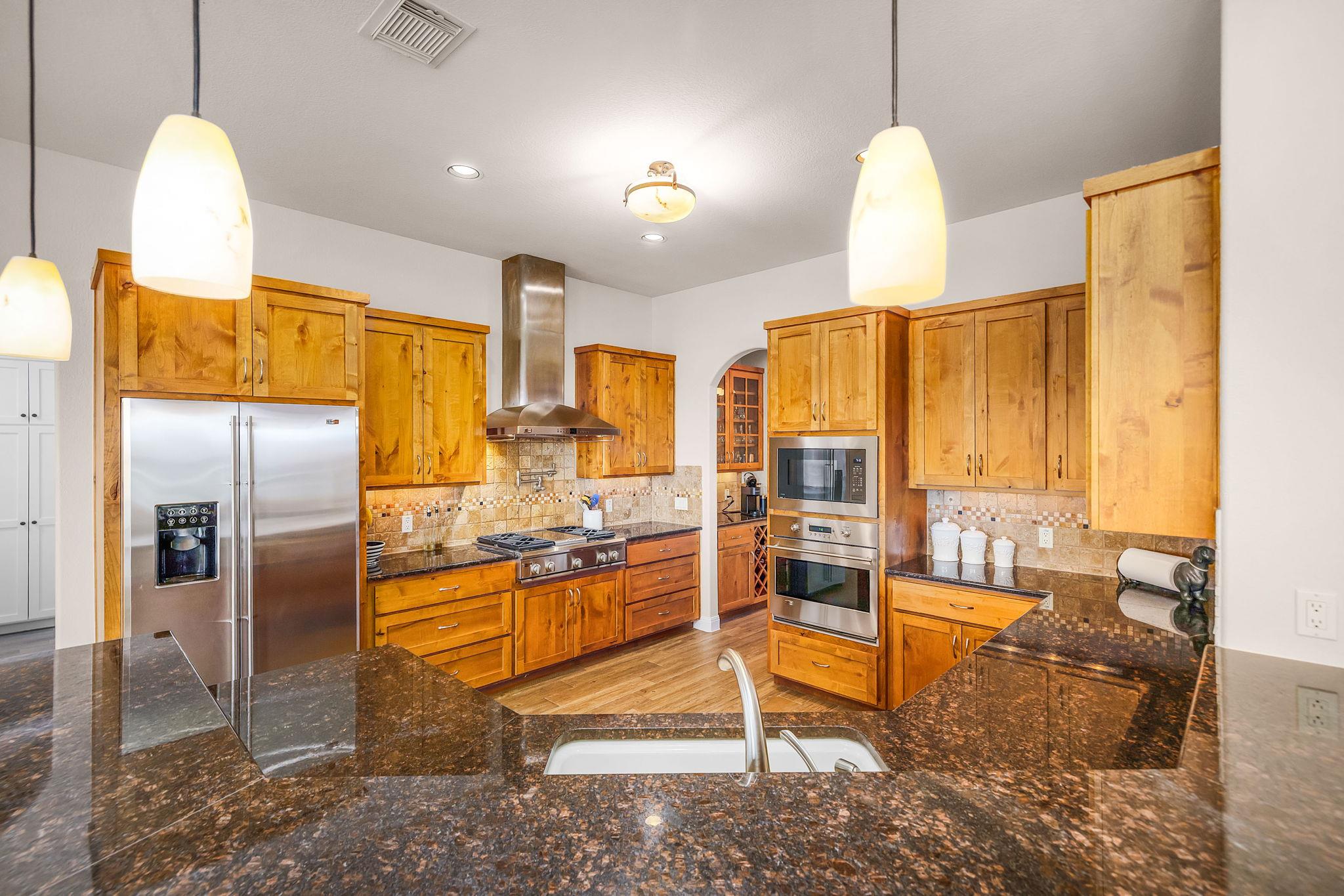 12407 Aquaplex Drive Buda TX 78610