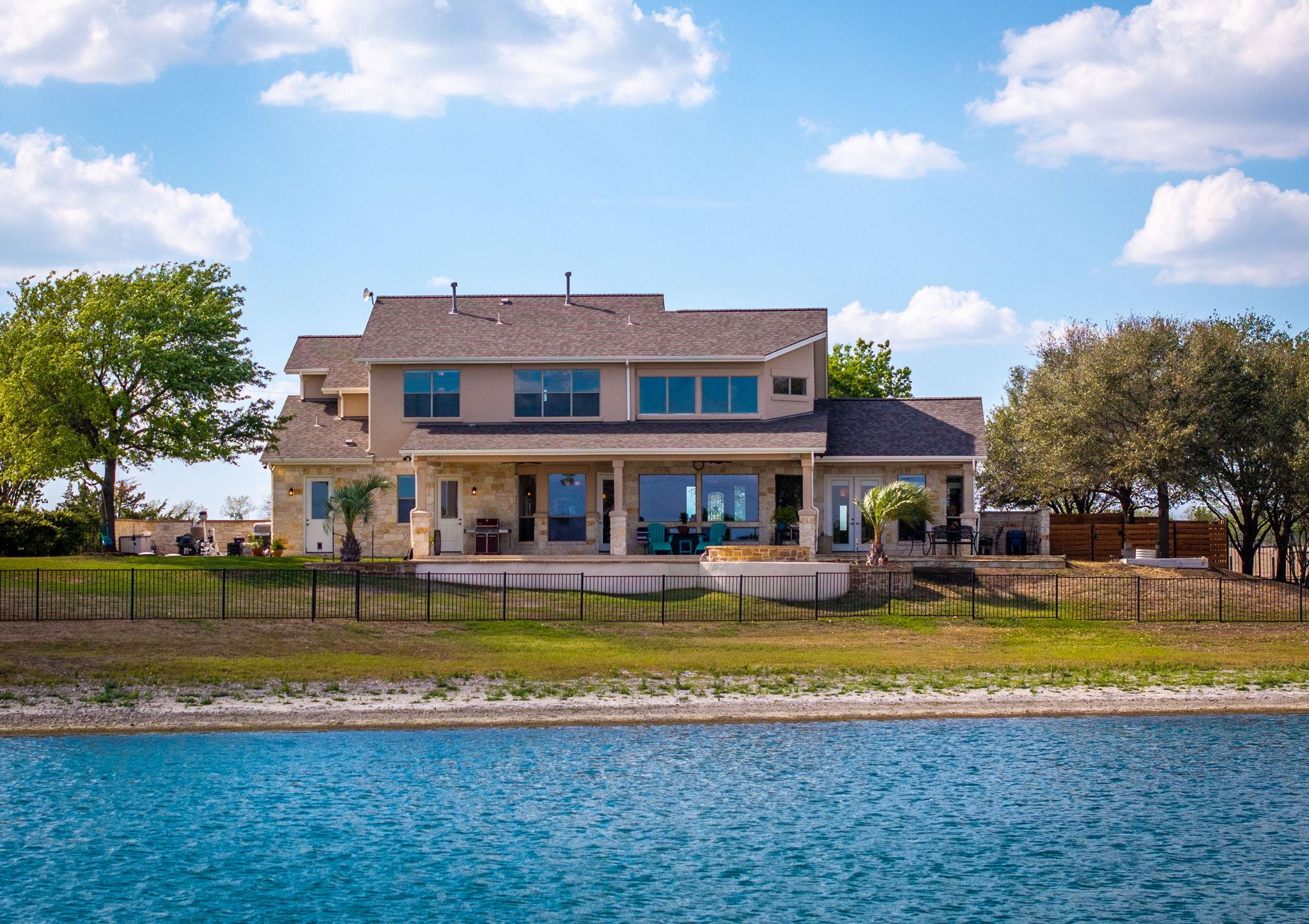 12407 Aquaplex Drive Buda TX 78610