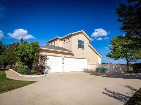 12407 Aquaplex Drive Buda TX 78610