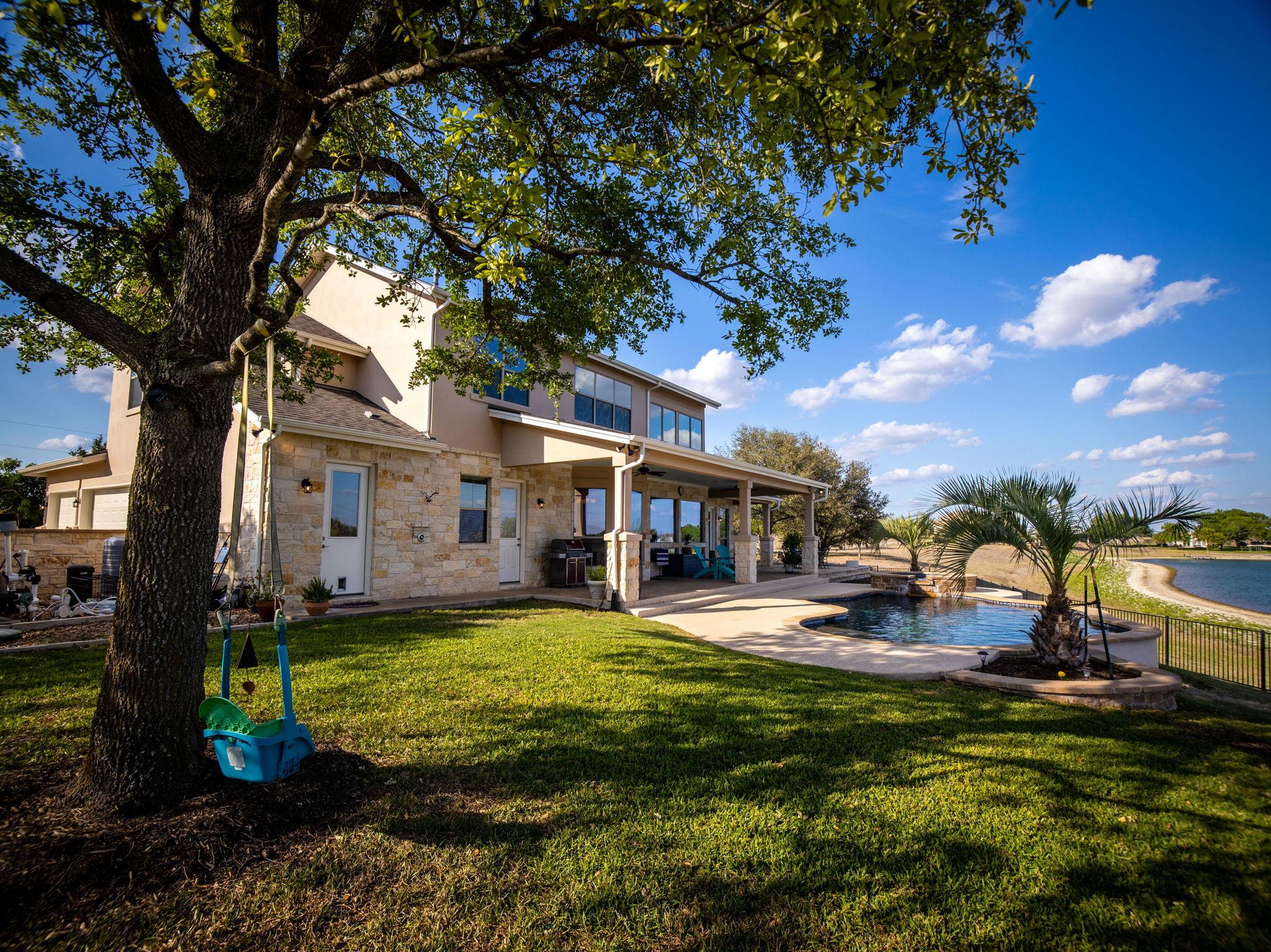 12407 Aquaplex Drive Buda TX 78610
