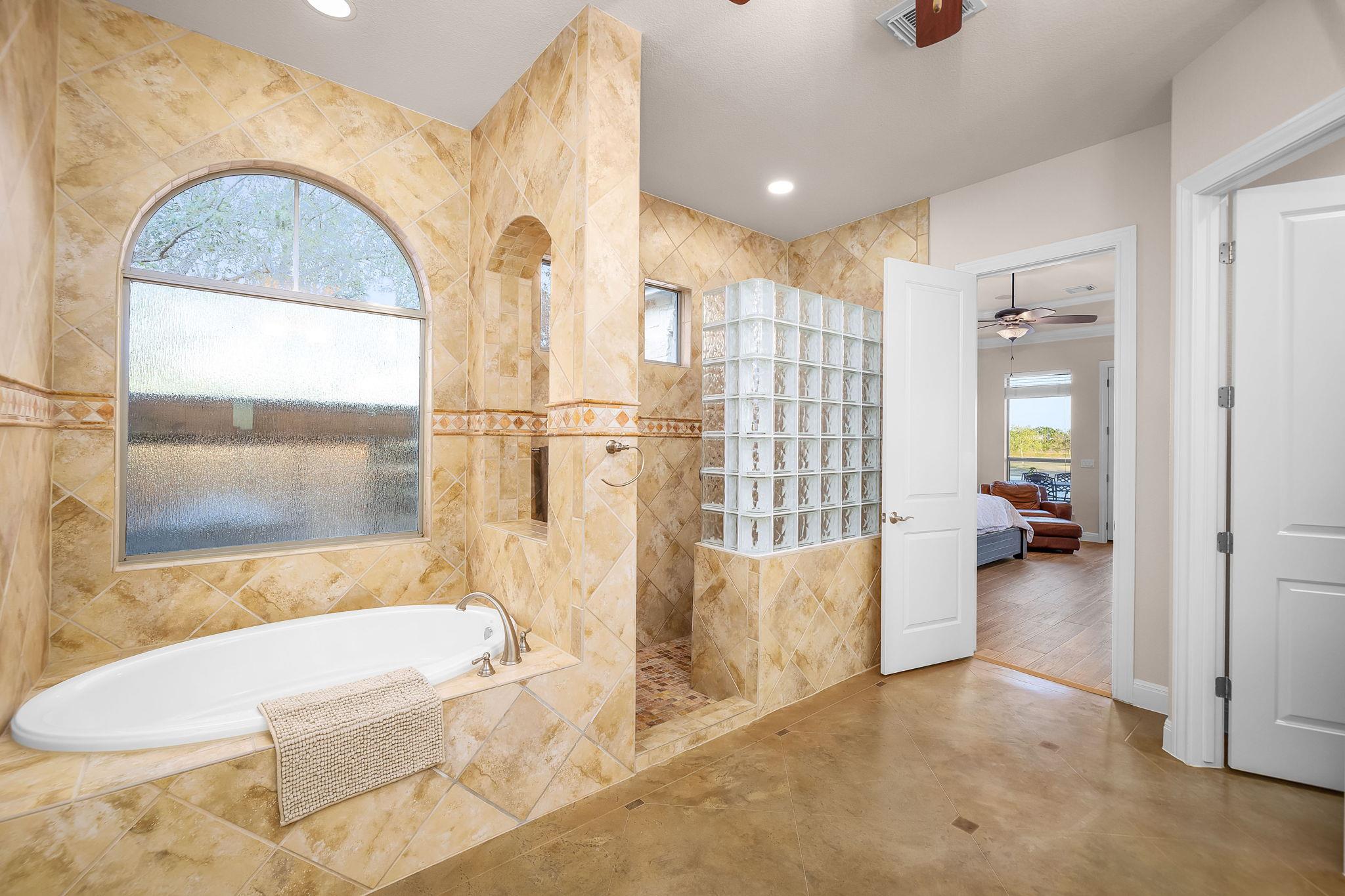 12407 Aquaplex Drive Buda TX 78610