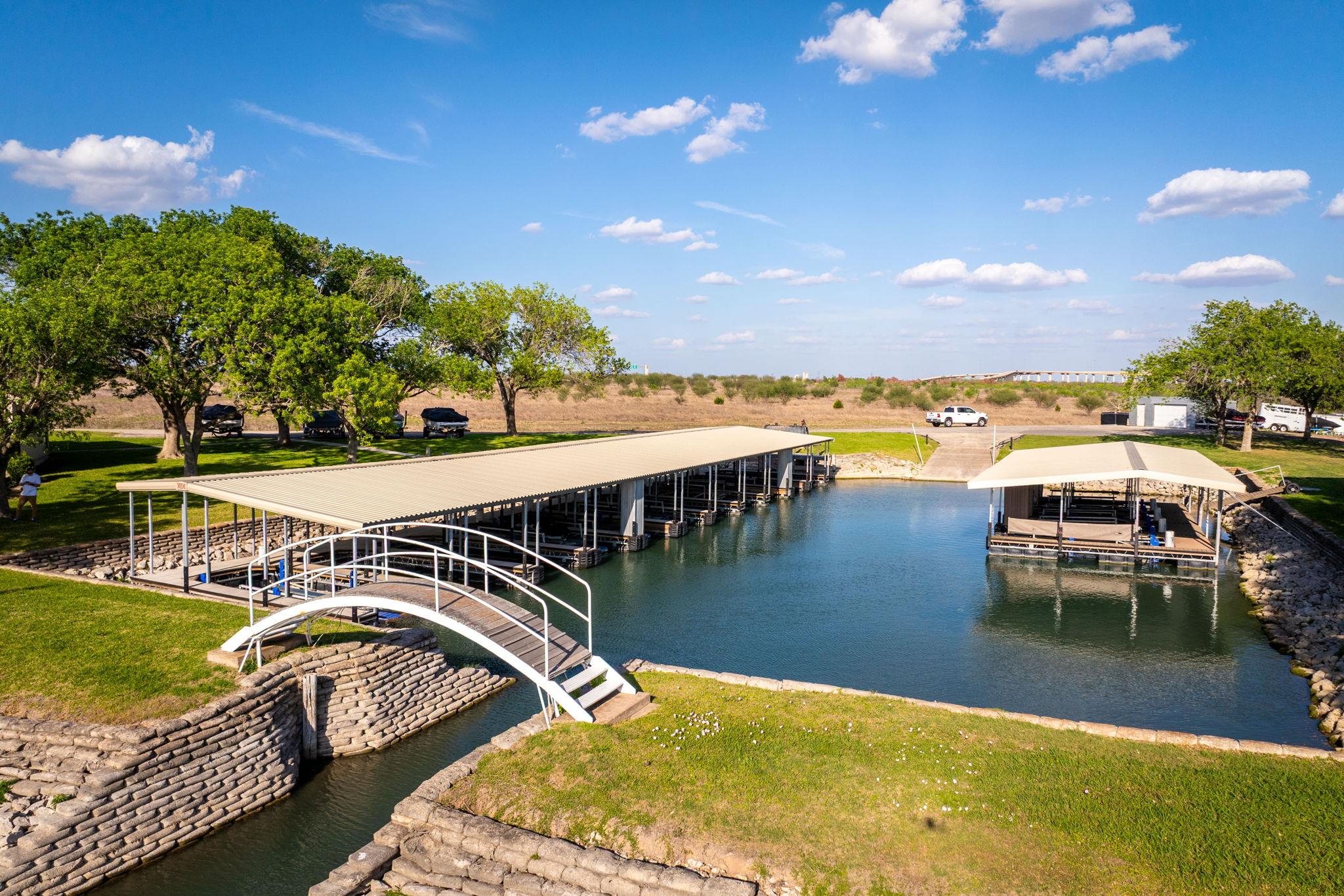 12407 Aquaplex Drive Buda TX 78610
