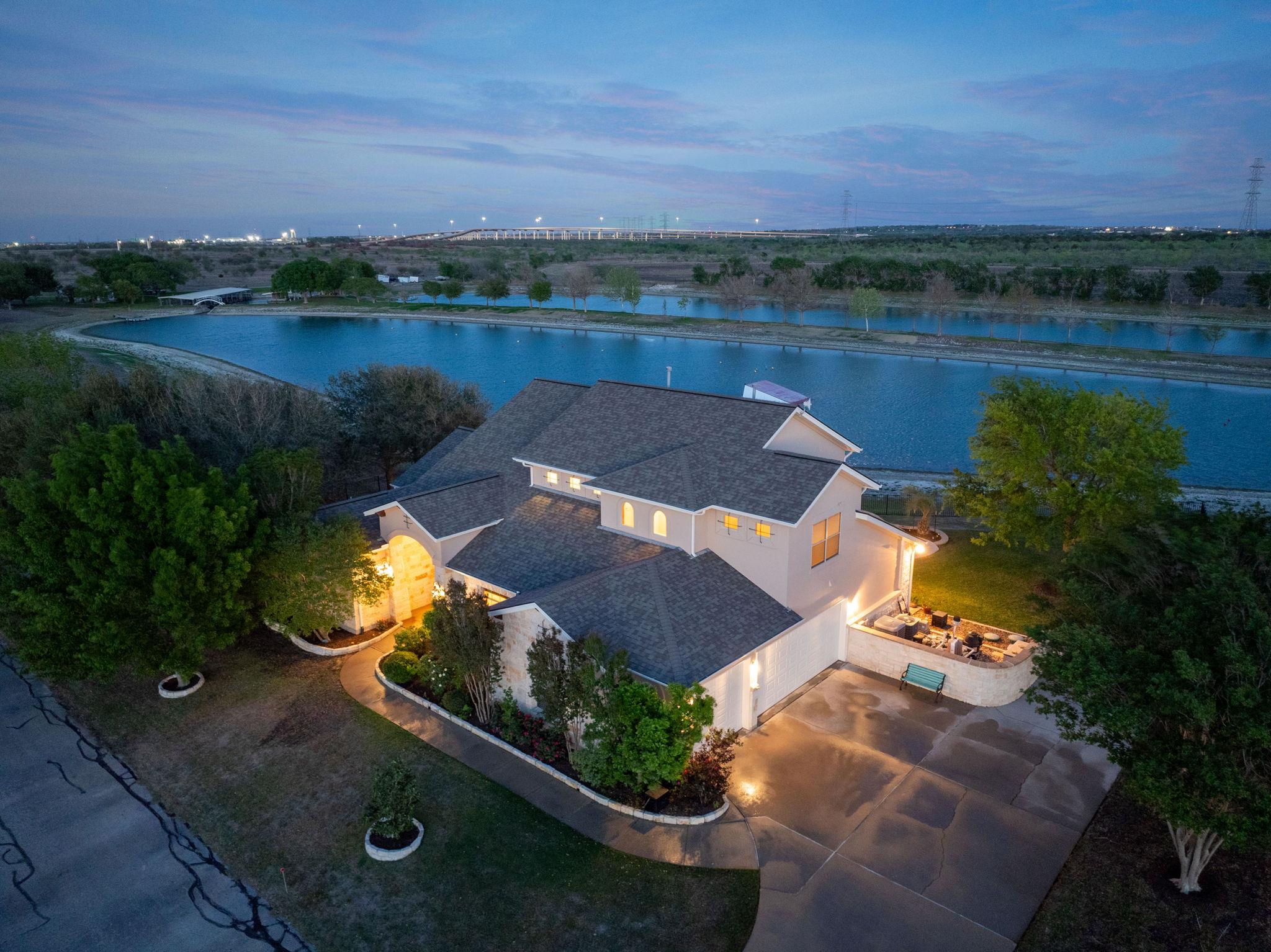 12407 Aquaplex Drive Buda TX 78610