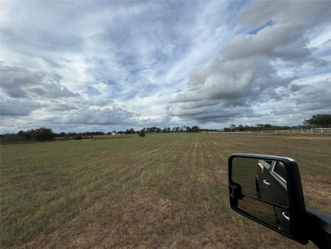 2520 Highway 304 Smithville TX 78957