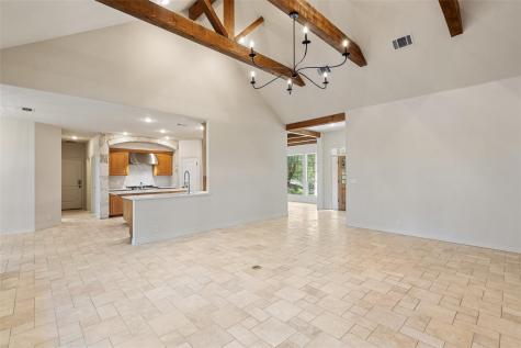 1881 County Road 414 Spicewood TX 78669
