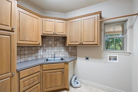 1881 County Road 414 Spicewood TX 78669