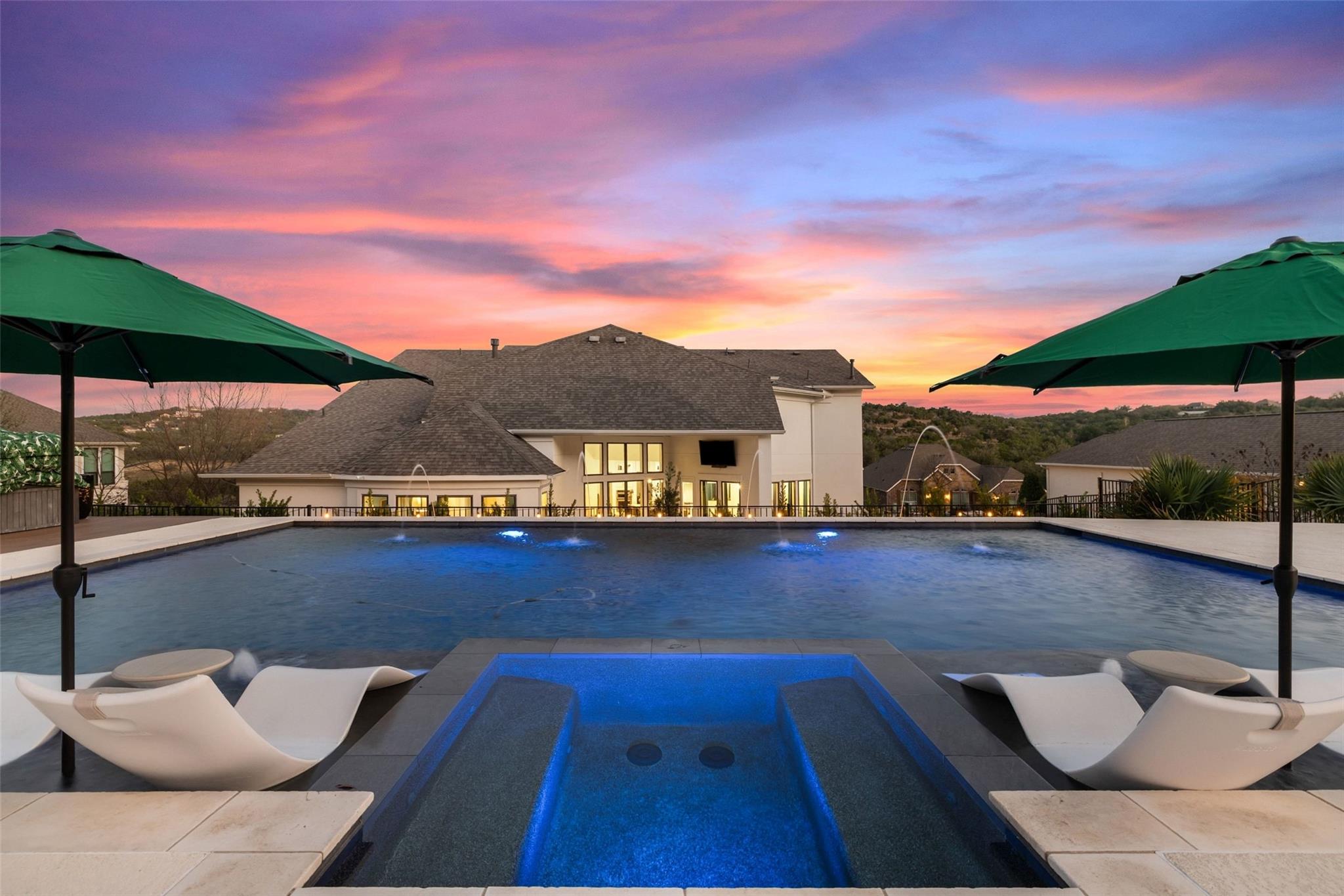 302 Lodestone Lane Austin TX 78738