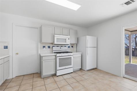 160 Orion Cove Kyle TX 78640