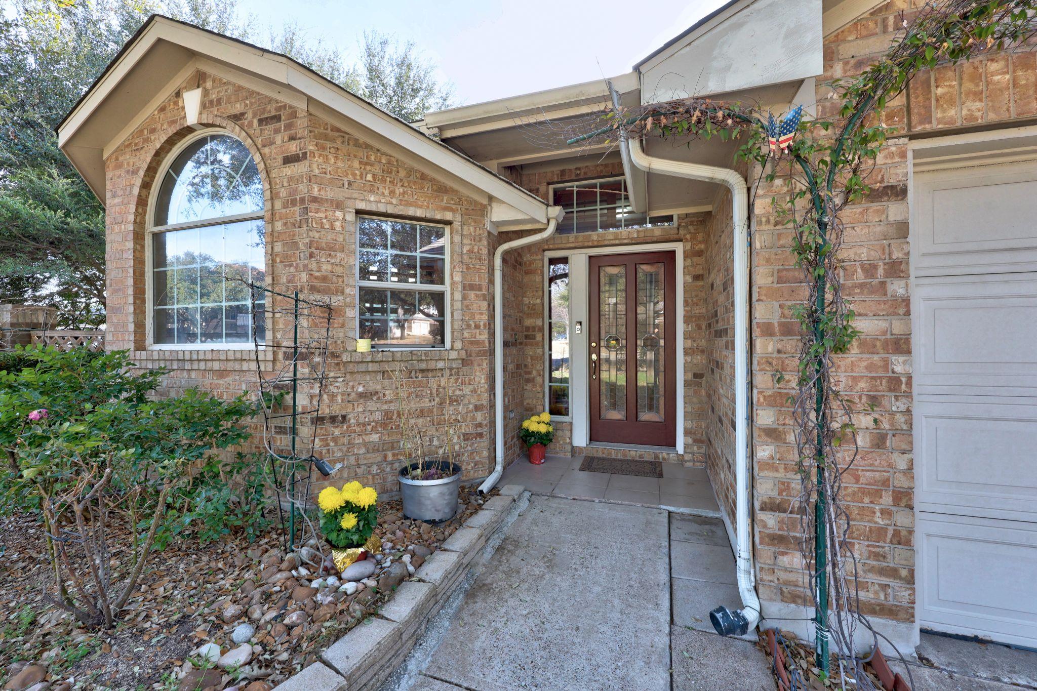 1601 Lynnville Trail Austin TX 78727