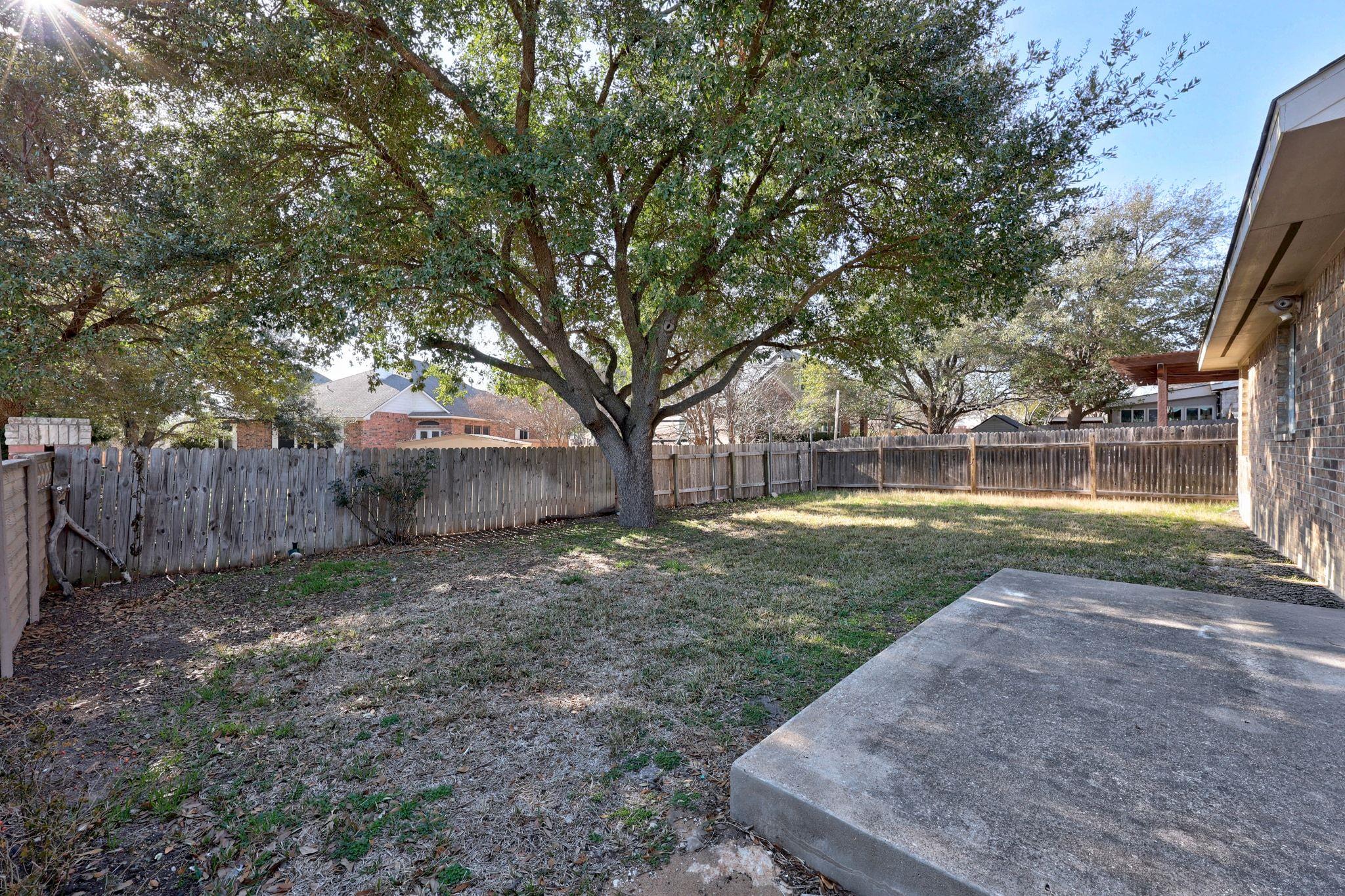 1601 Lynnville Trail Austin TX 78727