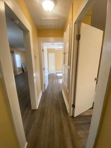 214 S Hackberry Avenue Luling TX 78648
