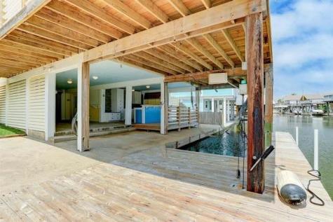 16525 Jamaica Cove Road Jamaica Beach TX 77554