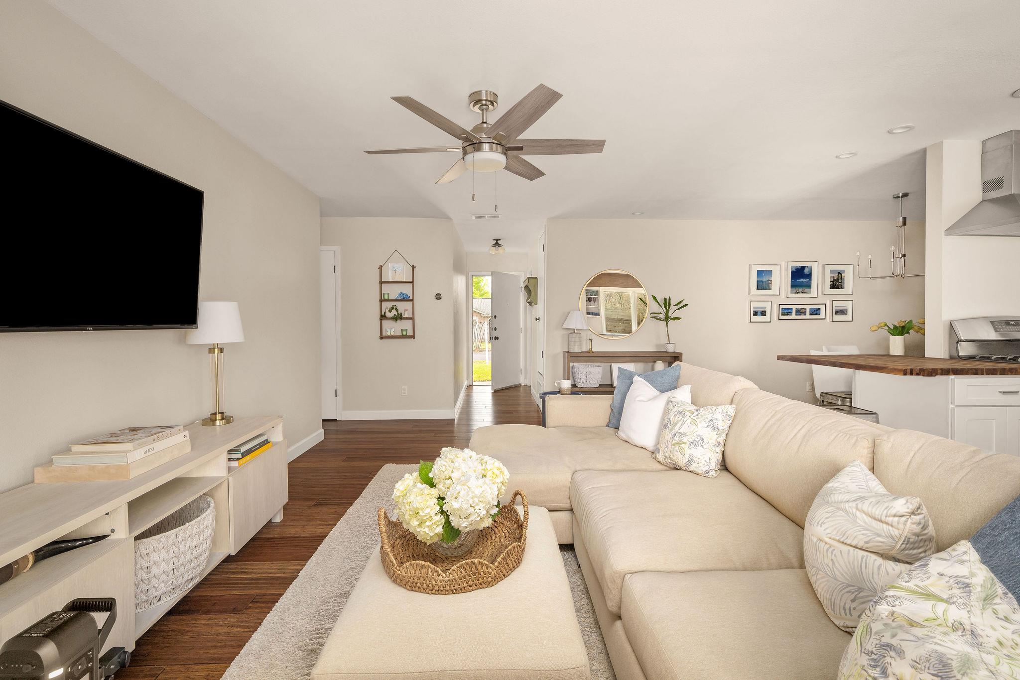 6107 Harwin Lane Austin TX 78745