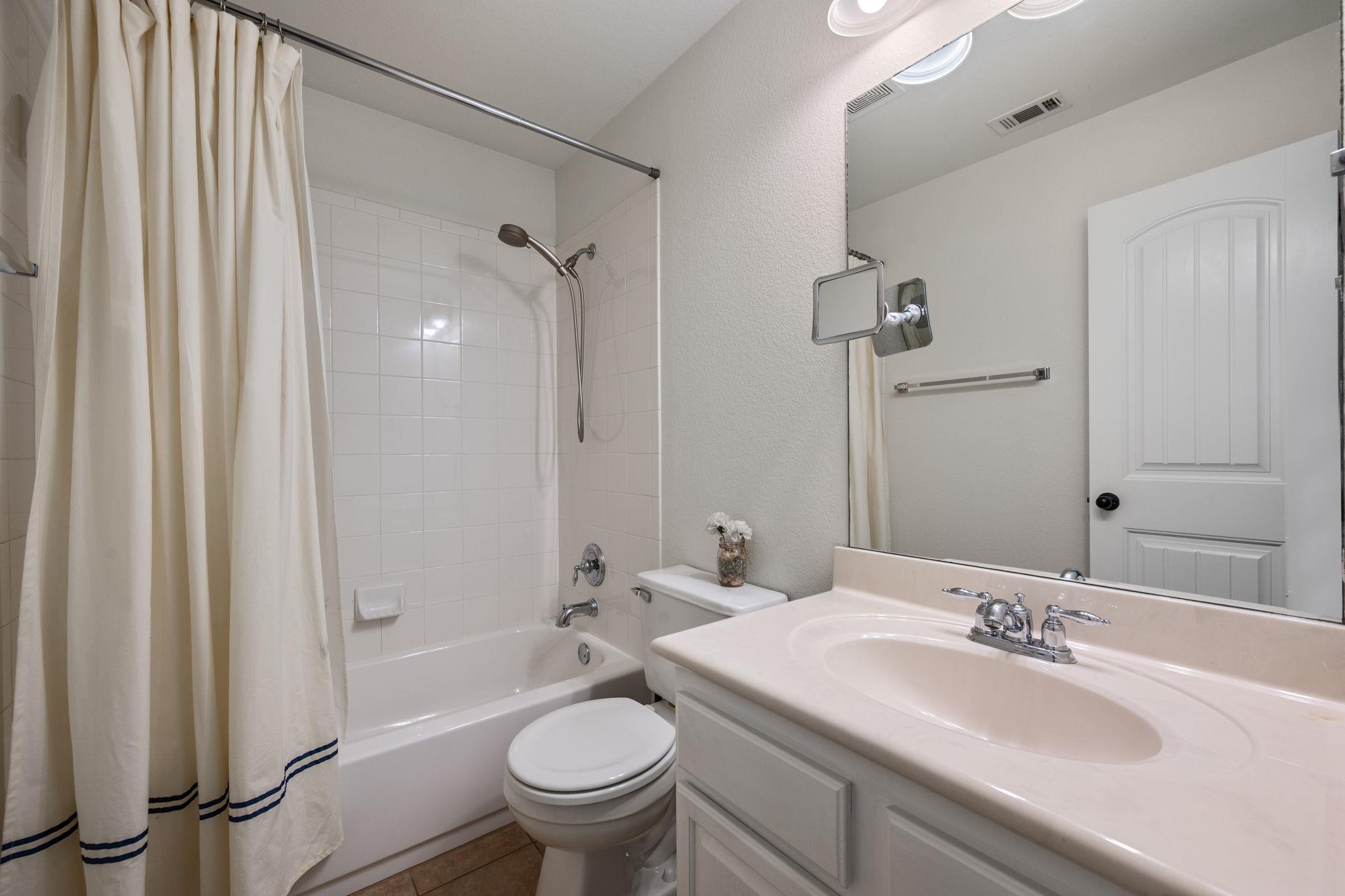 1812 Mcclannahan Drive Austin TX 78748