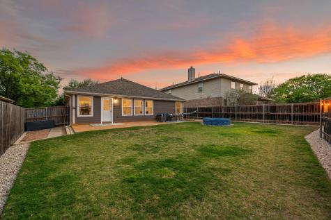 1812 Mcclannahan Drive Austin TX 78748
