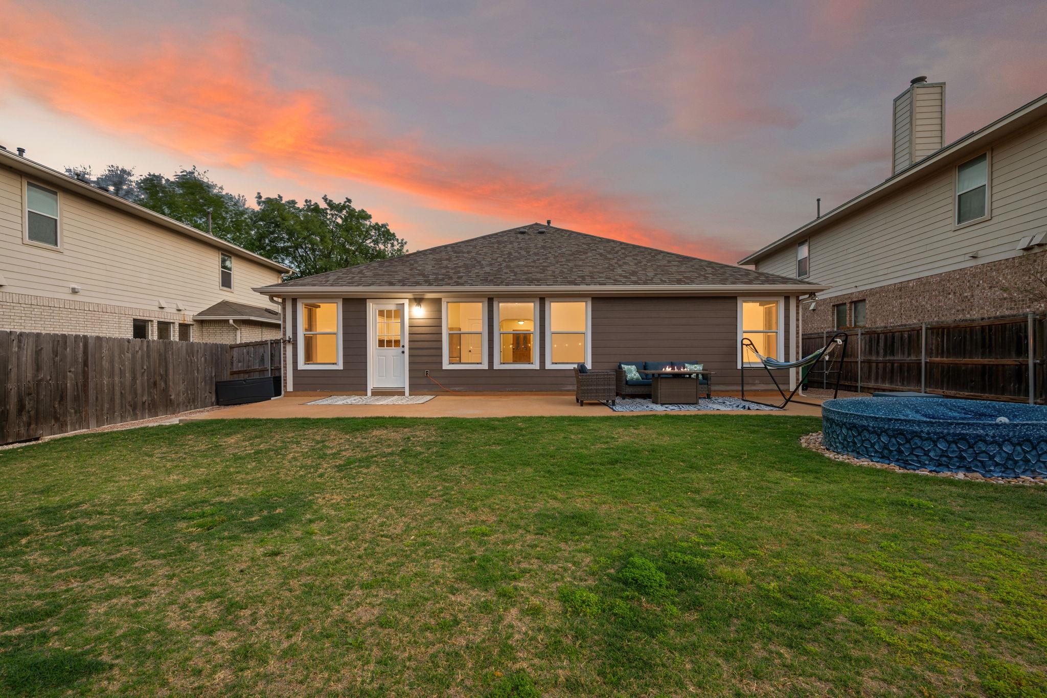 1812 Mcclannahan Drive Austin TX 78748