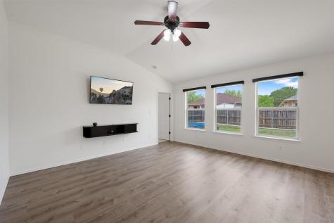 1812 Mcclannahan Drive Austin TX 78748