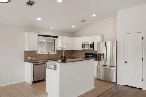 1812 Mcclannahan Drive Austin TX 78748