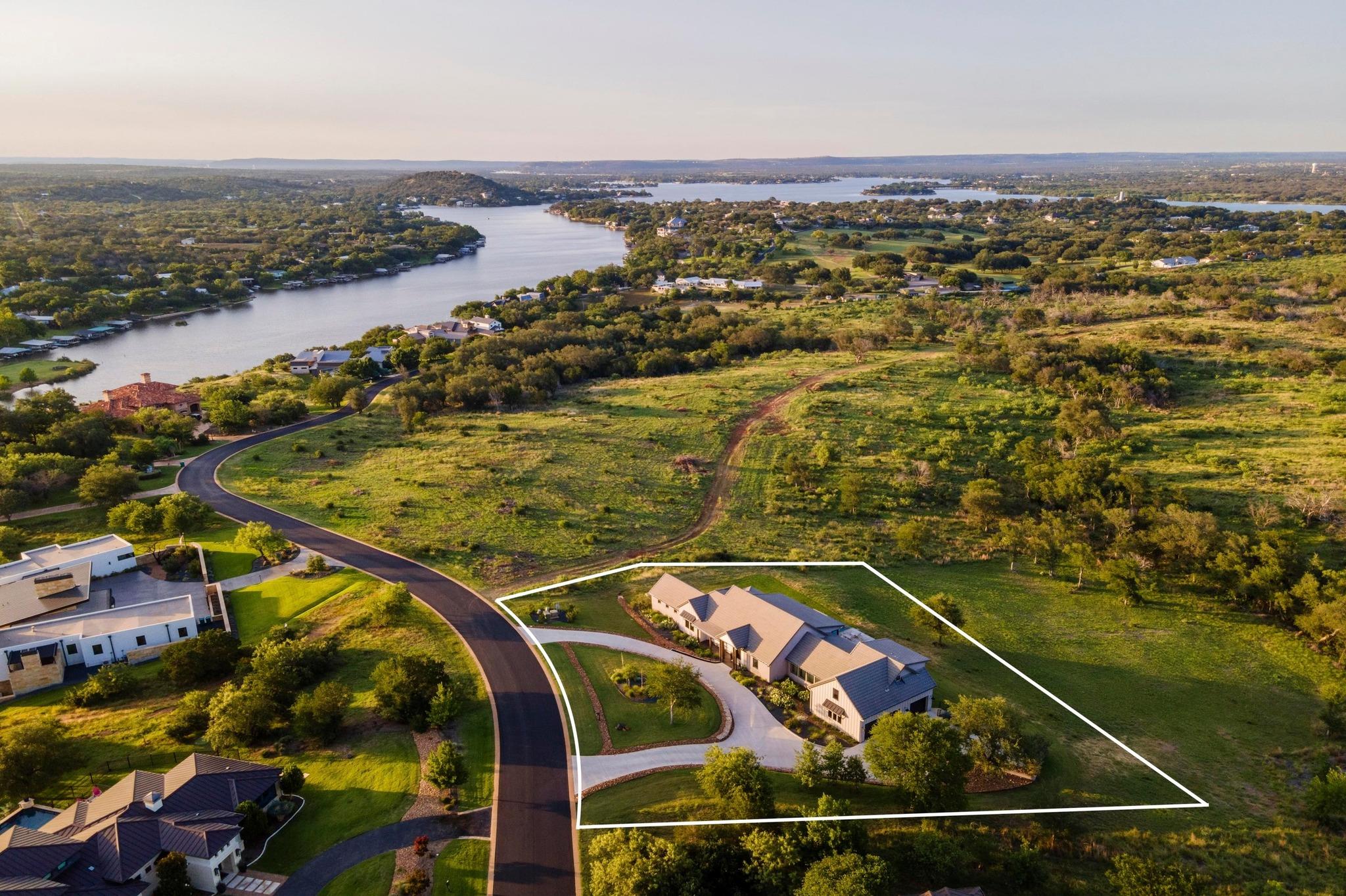 111 Rock N Robyn Trail Horseshoe Bay TX 78657