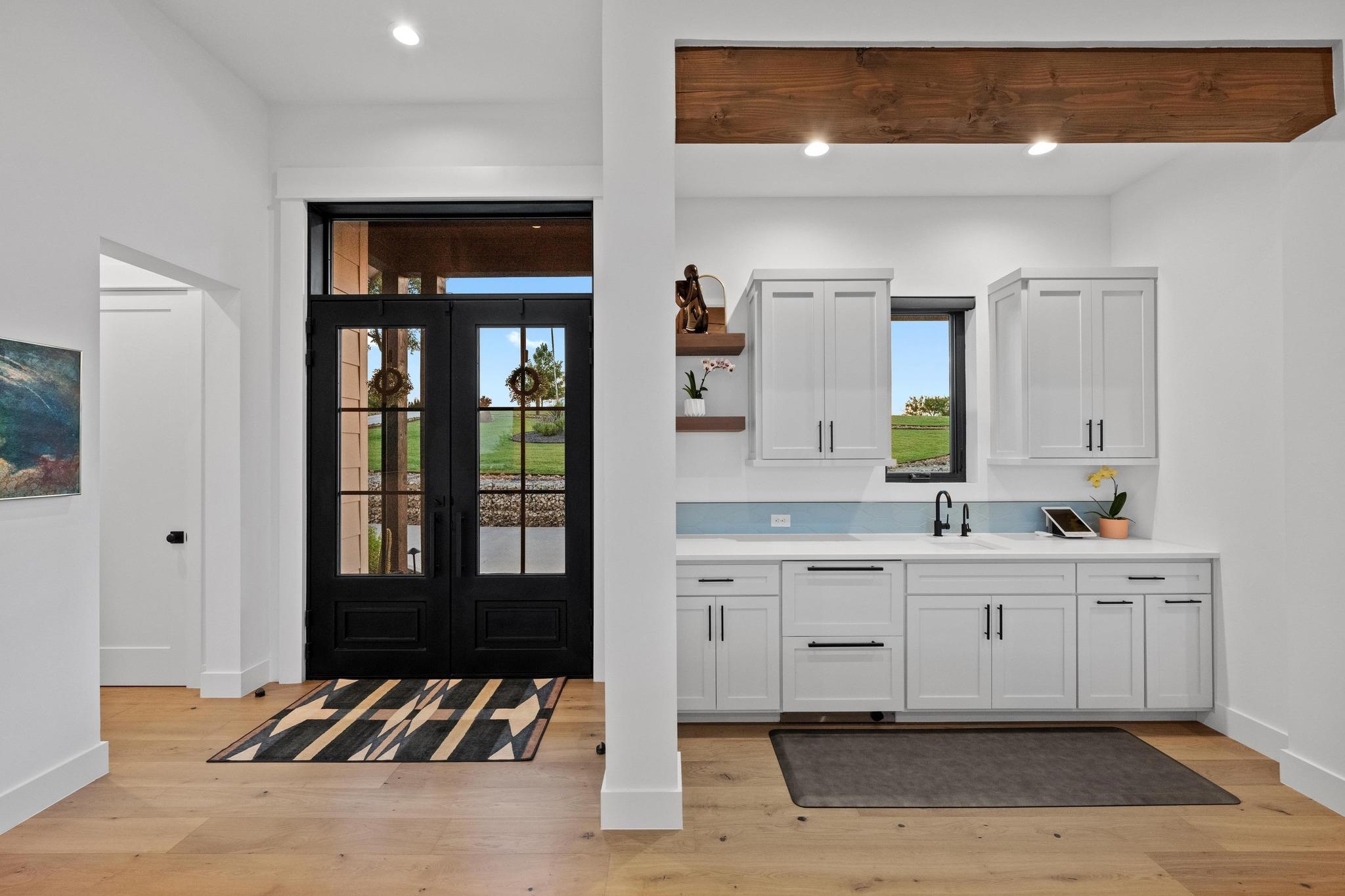 111 Rock N Robyn Trail Horseshoe Bay TX 78657