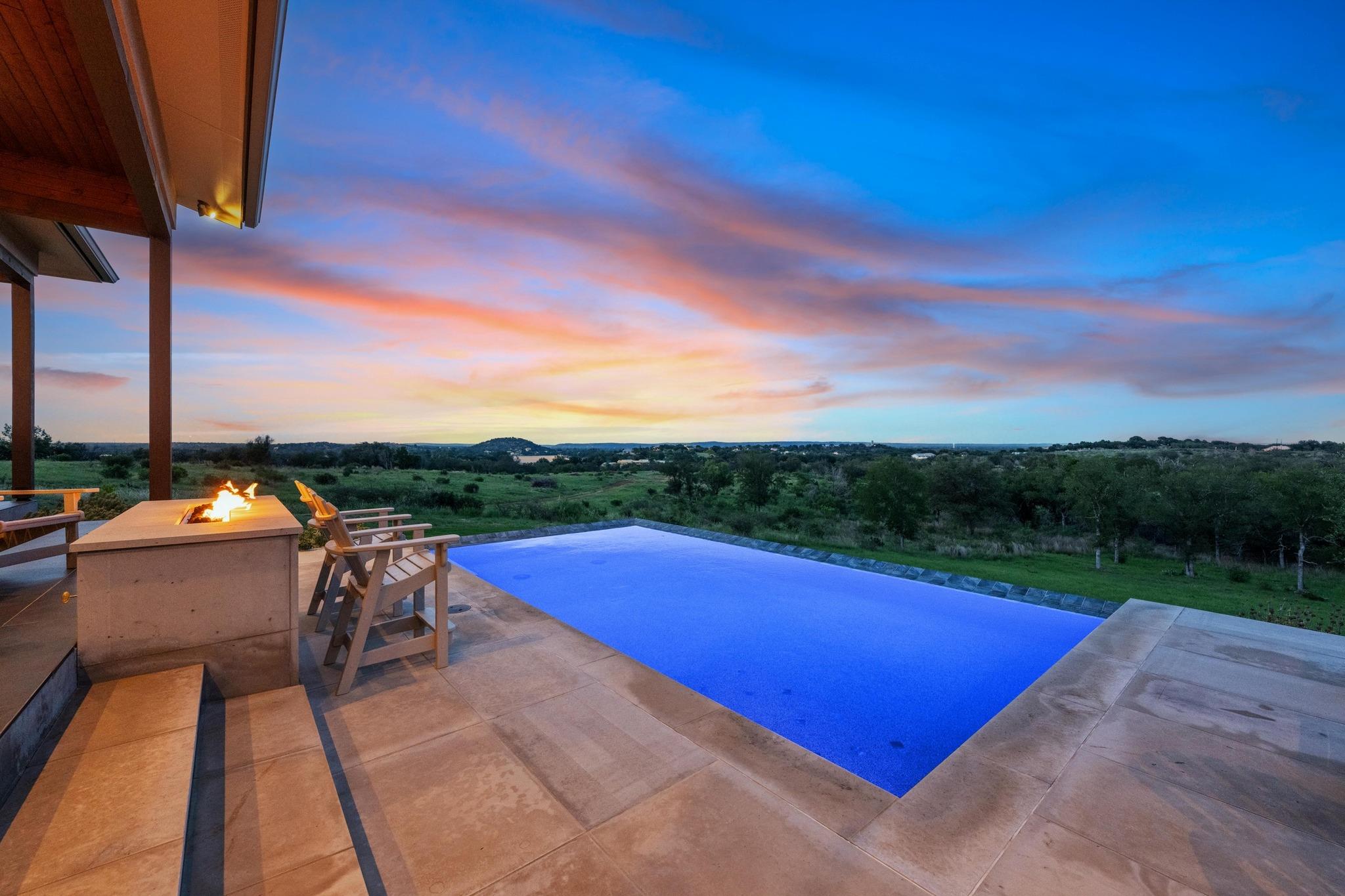 111 Rock N Robyn Trail Horseshoe Bay TX 78657