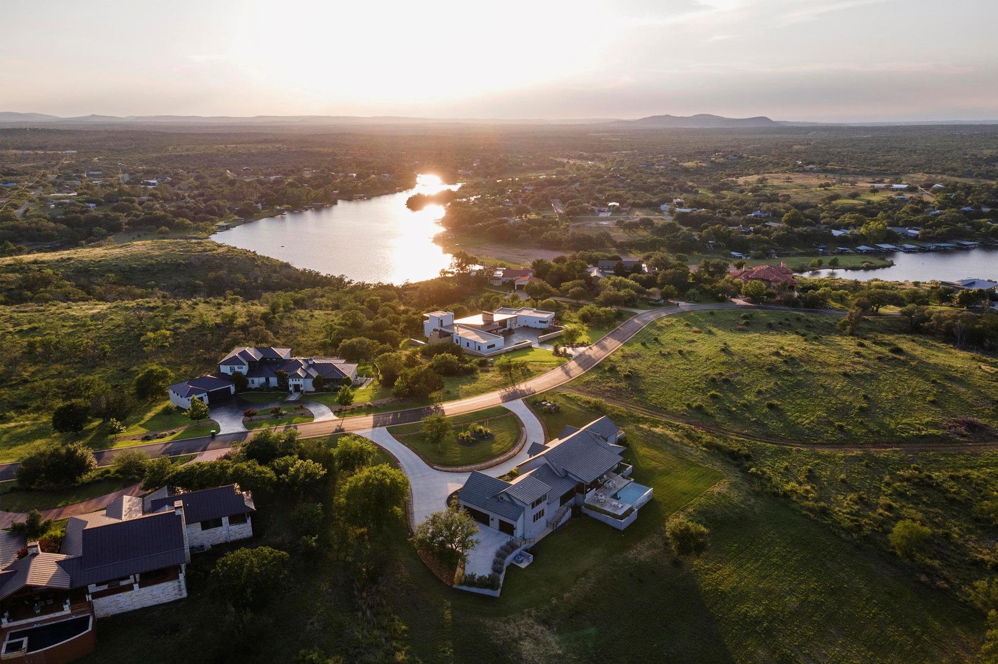 111 Rock N Robyn Trail Horseshoe Bay TX 78657