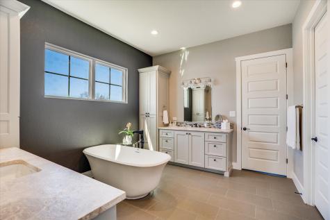 701 Woodland Hills Granite Shoals TX 78654