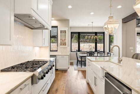 4746 R O Drive Spicewood TX 78669
