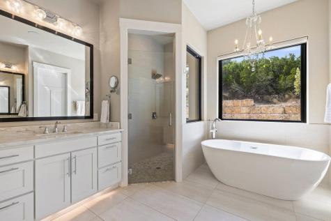 4746 R O Drive Spicewood TX 78669