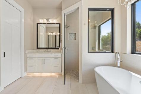 4746 R O Drive Spicewood TX 78669