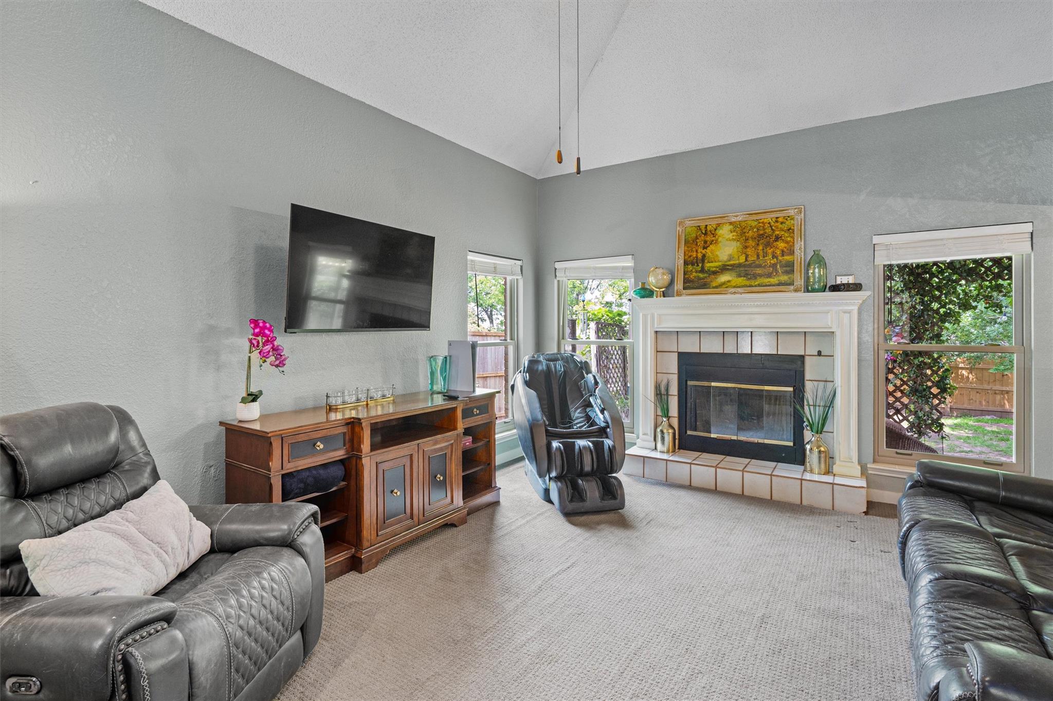 1912 Gaylord Drive Austin TX 78728