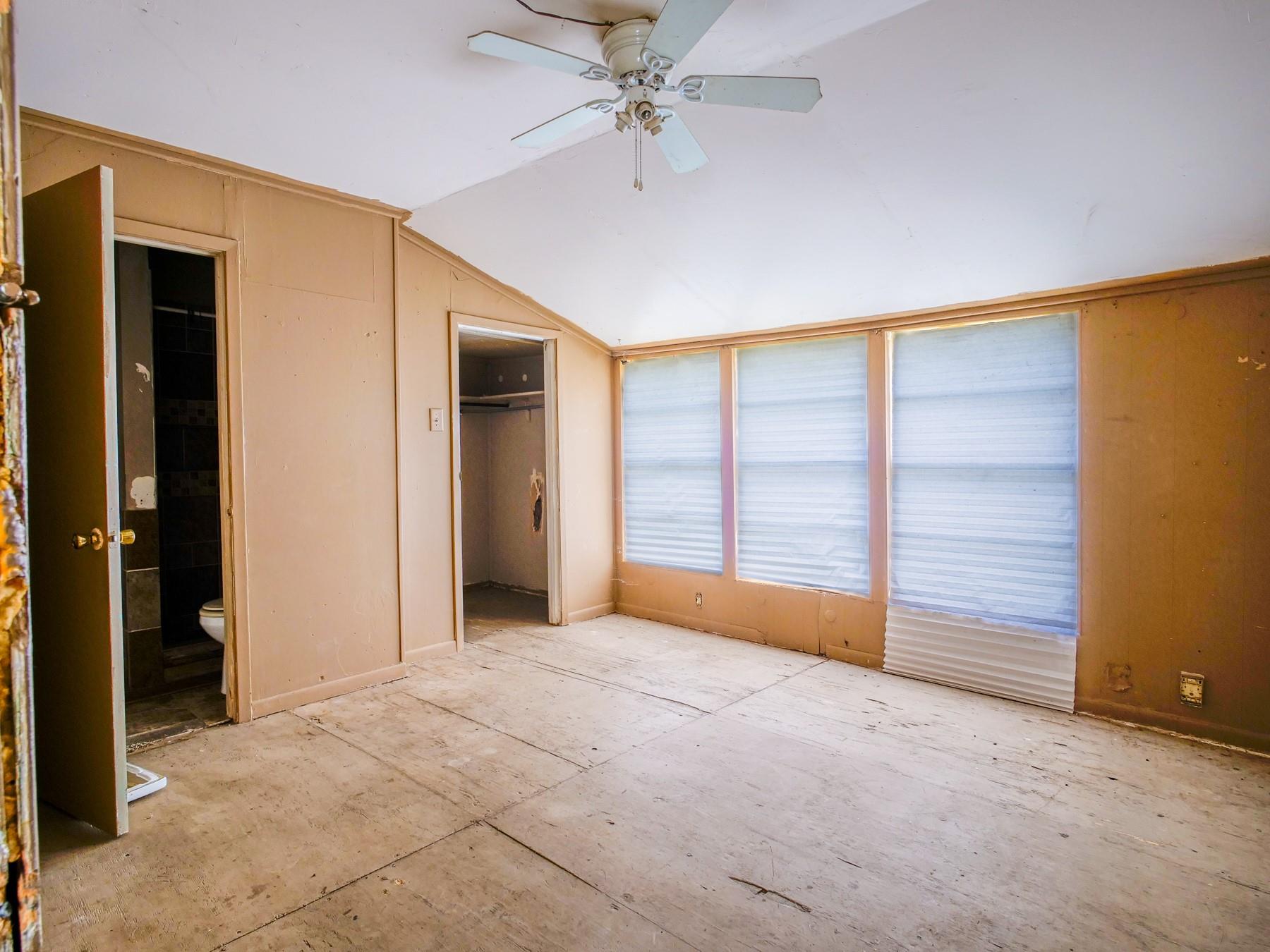 1004 Avon Avenue Llano TX 78643
