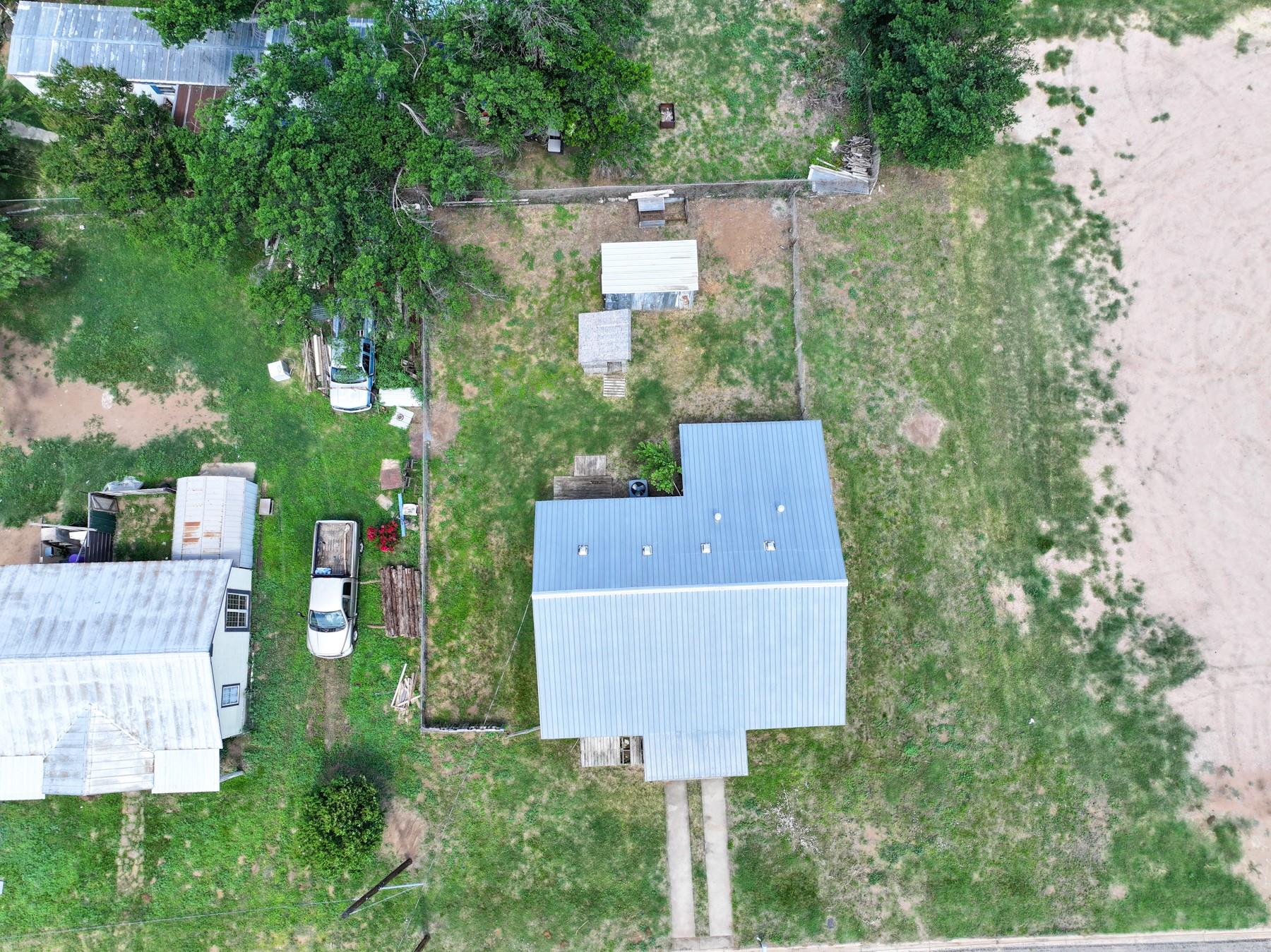 1004 Avon Avenue Llano TX 78643