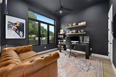 3305 Skylark Drive Austin TX 78757