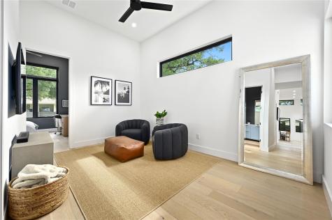 3305 Skylark Drive Austin TX 78757