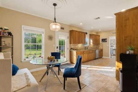 1221 Lovers Lane Bastrop TX 78602