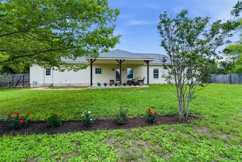 1221 Lovers Lane Bastrop TX 78602