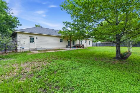 1221 Lovers Lane Bastrop TX 78602